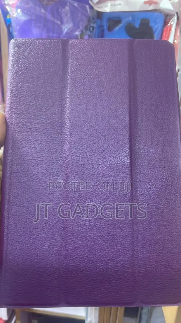 Universal Tablet Cover (10" & 11") – Protect Your Tablet in Style! · Photo 1