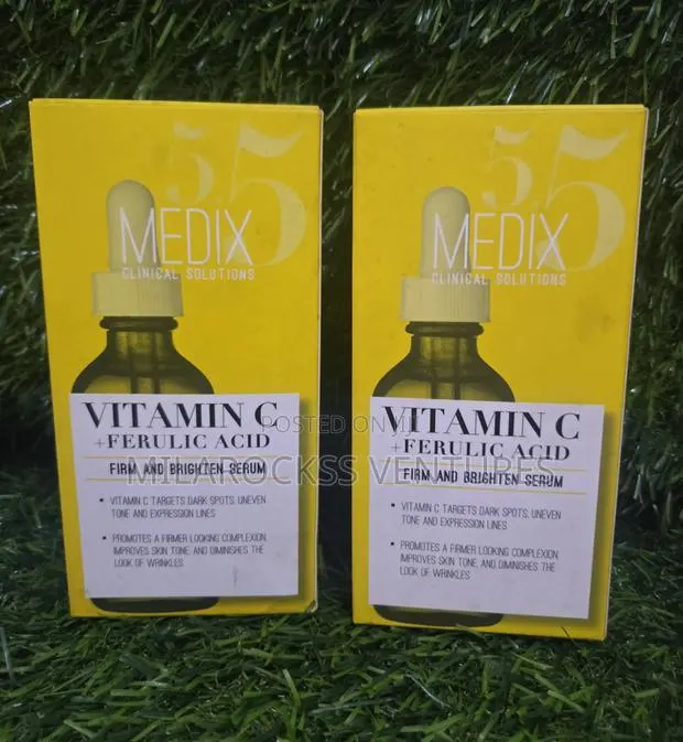 Medix 5.5 Vitamin C + Ferulic Acid Firm and Brighten Serum. 52ml. · Photo 1