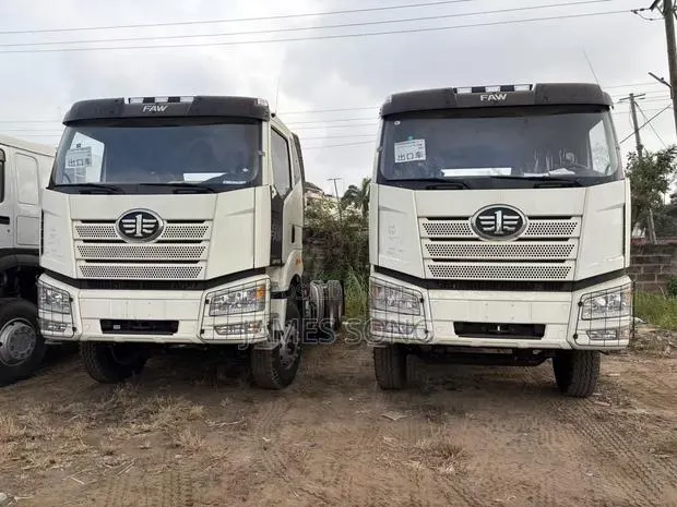 FAW 6x4 Brand New Tractor at Tema · Photo 1