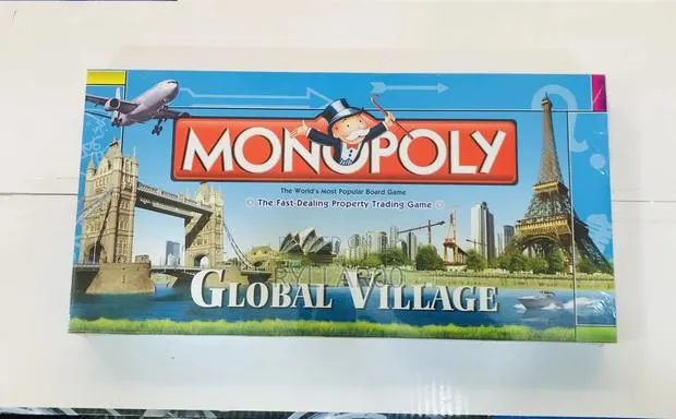Monopoly Board Game · Photo 1