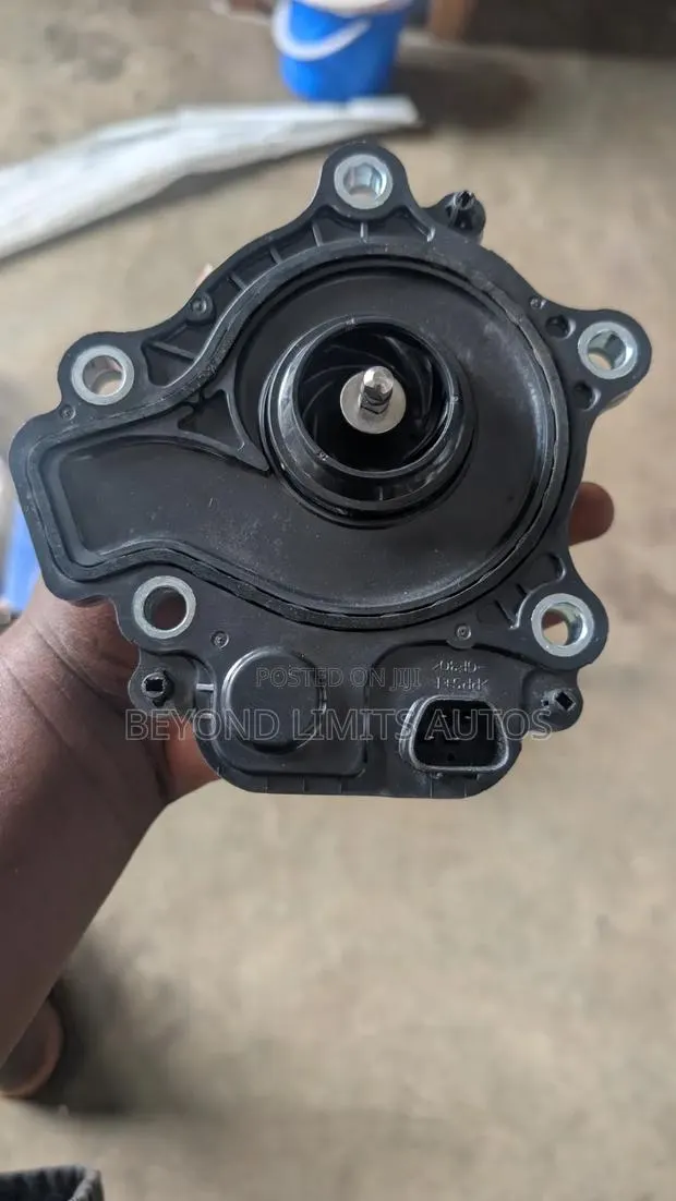 Honda Accord, CR-V, Civic, Hr-v Hybrid Water Pump · Photo 1