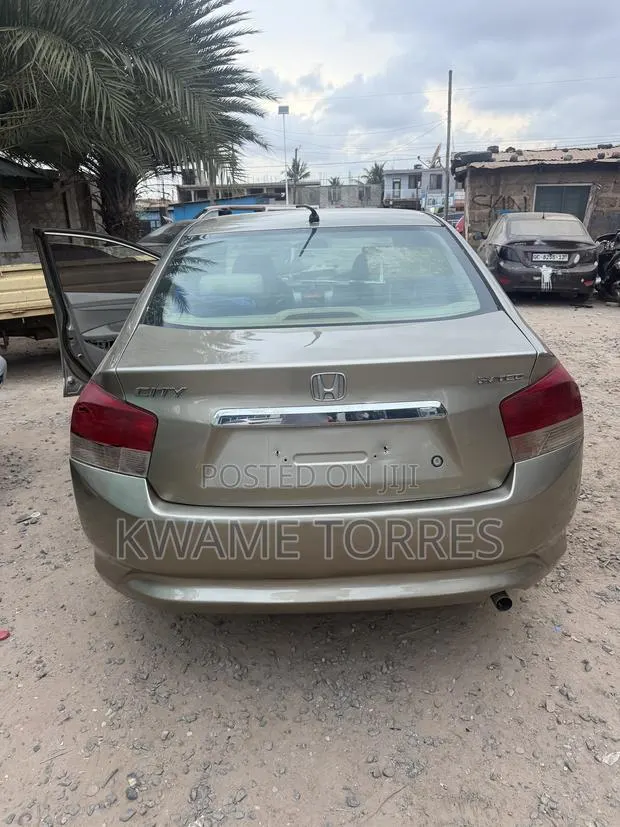 Honda City 2008 Beige · Photo 1
