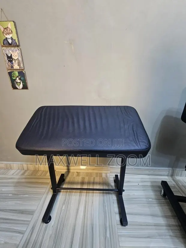 Arm Rest for Tattoing · Photo 1