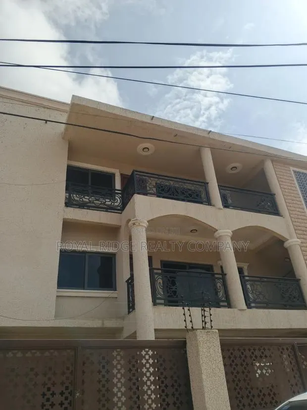 3bdrm Apartment in East Airport Close, Accra Metropolitan for rent · Photo 1