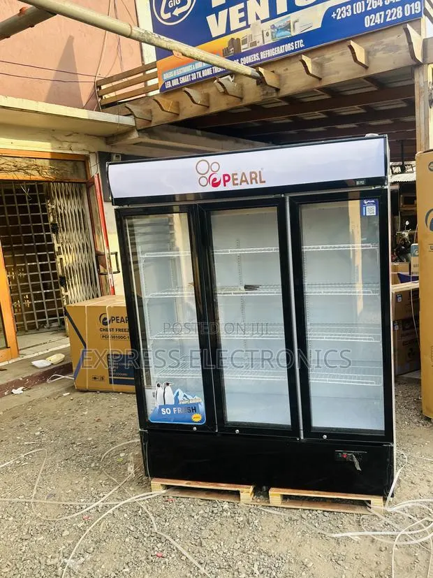 Brand New White Three Door Pearl PVC-1540 · Photo 1