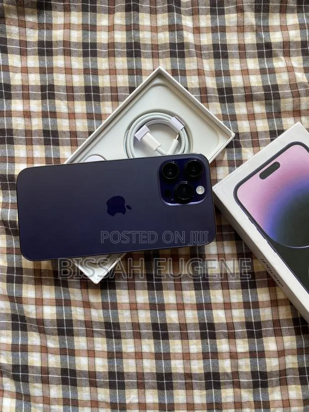 Apple iPhone 14 Pro Max 256 GB Purple · Photo 1