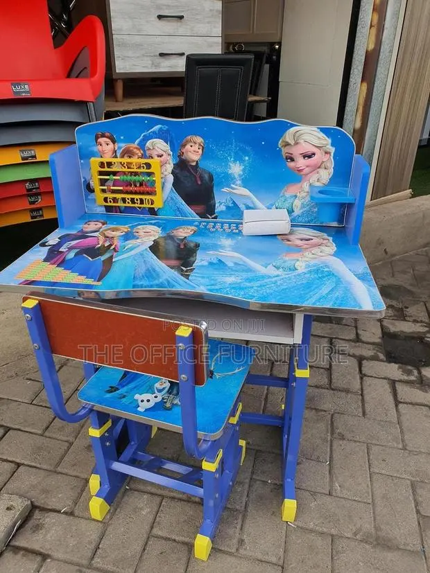 Blue Kids Learning Desk · Photo 1