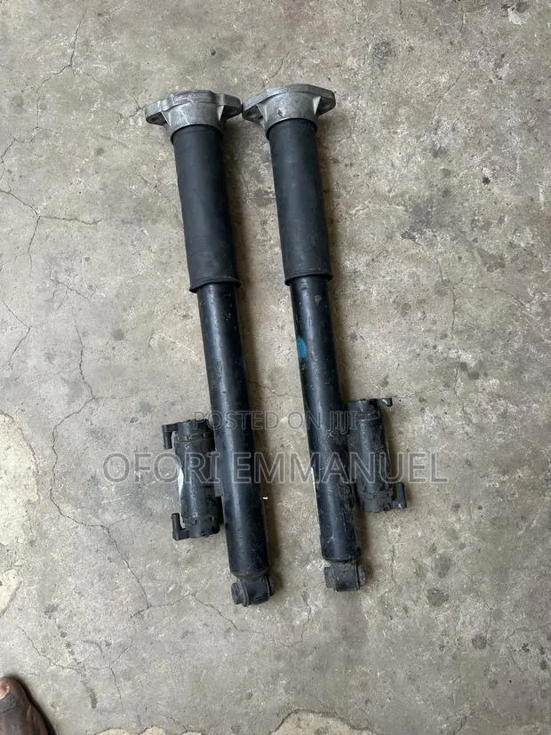 Benz C43/C63/C400 Back Shocks · Photo 1
