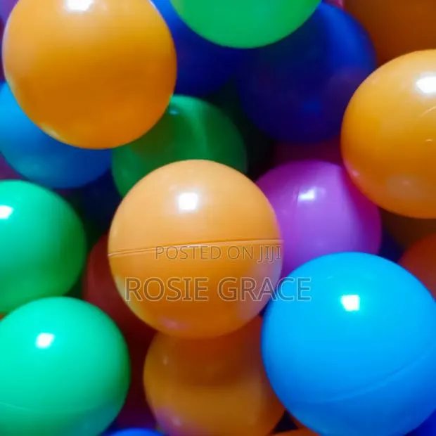 50pcs Colourful Play Pit Balls. · Photo 2