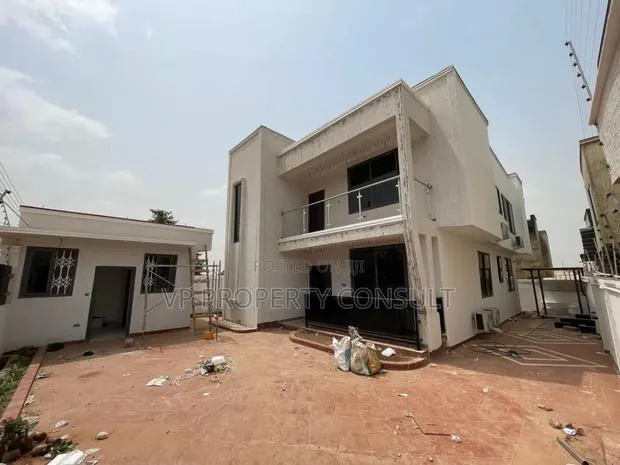 4bdrm House in Kumasi Metropolitan for sale · Photo 1