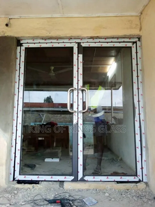 Swing Double Door · Photo 1