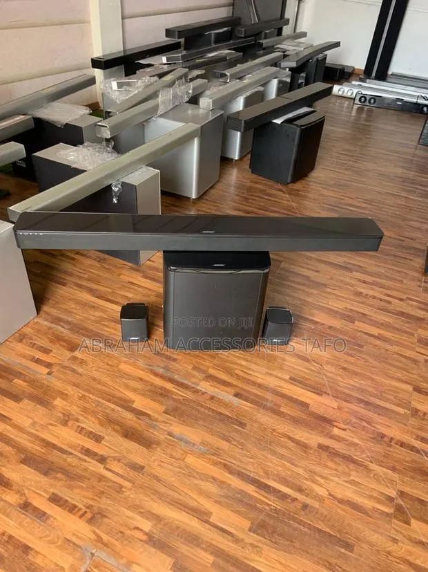 Bose Soundtouch 300 Soundbar Acoustimass 300 Bass Module · Photo 1