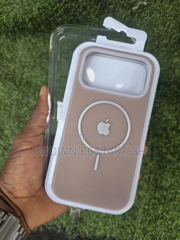 iPhone 17 Pro New Silicone Case · Photo 5