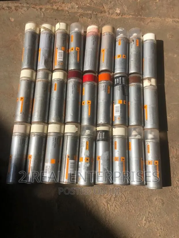Genuine Halfords Can Spray Paint Bulk Purchase Available · Photo 1