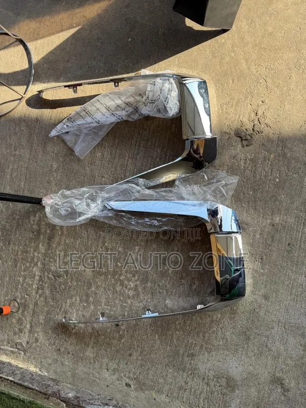 Mitsubishi L200 2020,2019,2021, Bumper Chromes Available · Photo 1
