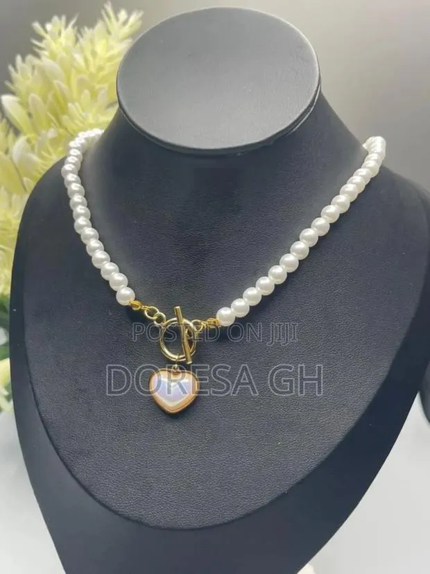 Ladies Pearl Necklace – Elegant Necklace for Women · Photo 1