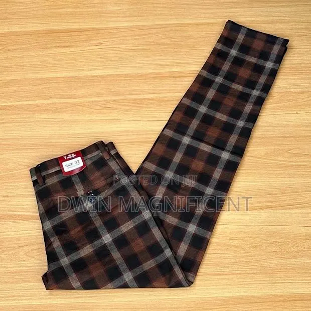 Soft Plaid Long Pants for Men · Photo 1