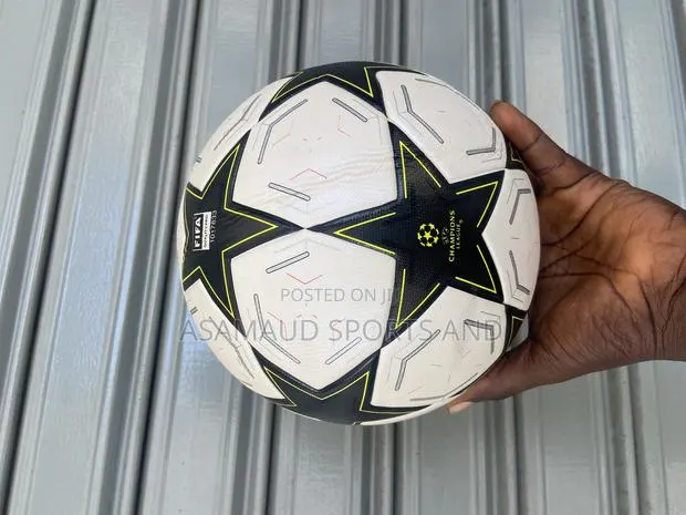 Original Champions League Adidas Football · Photo 1