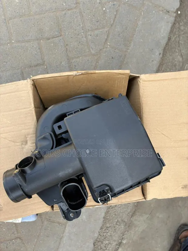 Air Cleaner Box Accord 2018-2019-2020-2021 · Photo 1