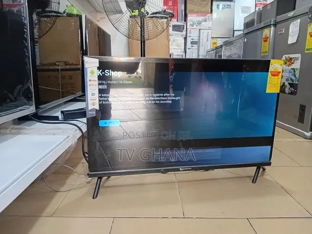 Dolphine Bay 32" Smart Tv, Tv That Shines Daily Tv 32 Dolphine Bay · Photo 1