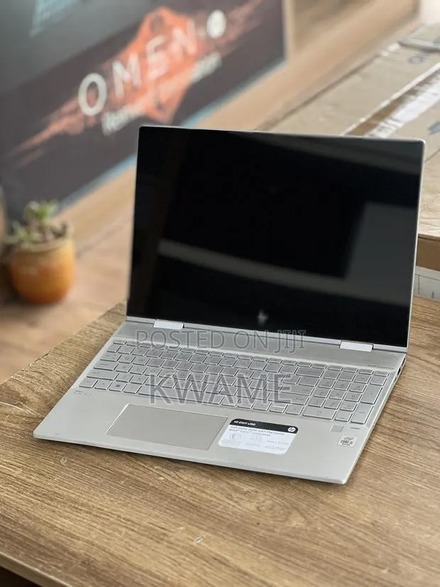 Laptop HP Envy 15 12GB Intel Core i5 SSD 256GB · Photo 1
