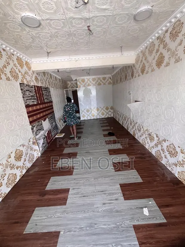 Shop for Rent at Dansoman-KFC Areas · Photo 2