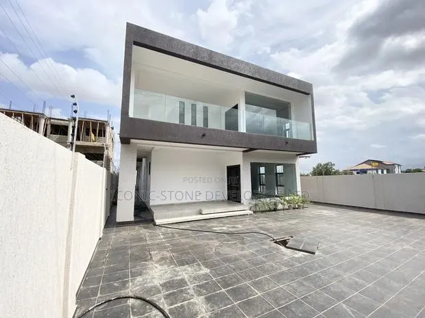 4bdrm House in Adenta for sale · Photo 1