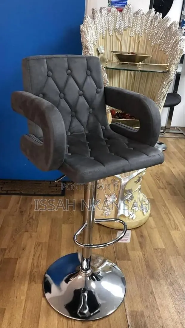 Saloon Chair · Photo 2