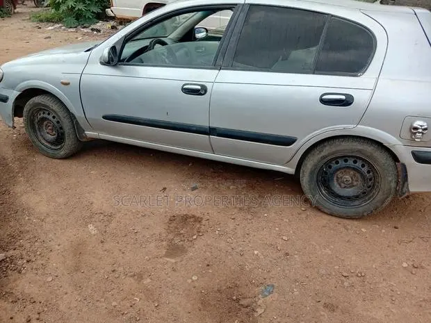 Nissan Almera 2007 Silver · Photo 1