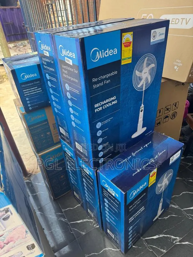 Midea 18" Midea Stand Fan Rechargeable 9 Speed Levels · Photo 1