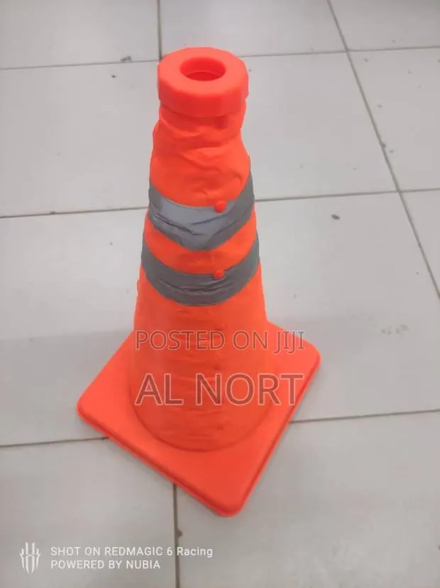 Reflective Traffic Safety Cone – Red · Photo 3