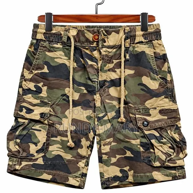 Mens Cargo Shorts · Photo 1