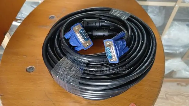 Vga Male to Male Cable 50 Meters · Photo 1