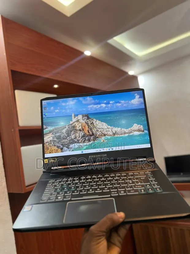 Laptop Acer Predator 15 16GB Intel Core i7 SSD 512GB · Photo 1