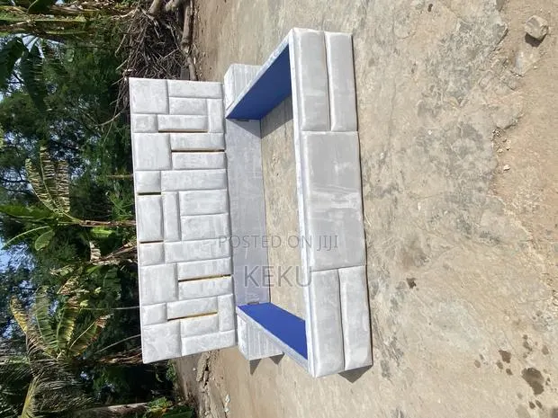 Free Bed Frame · Photo 1