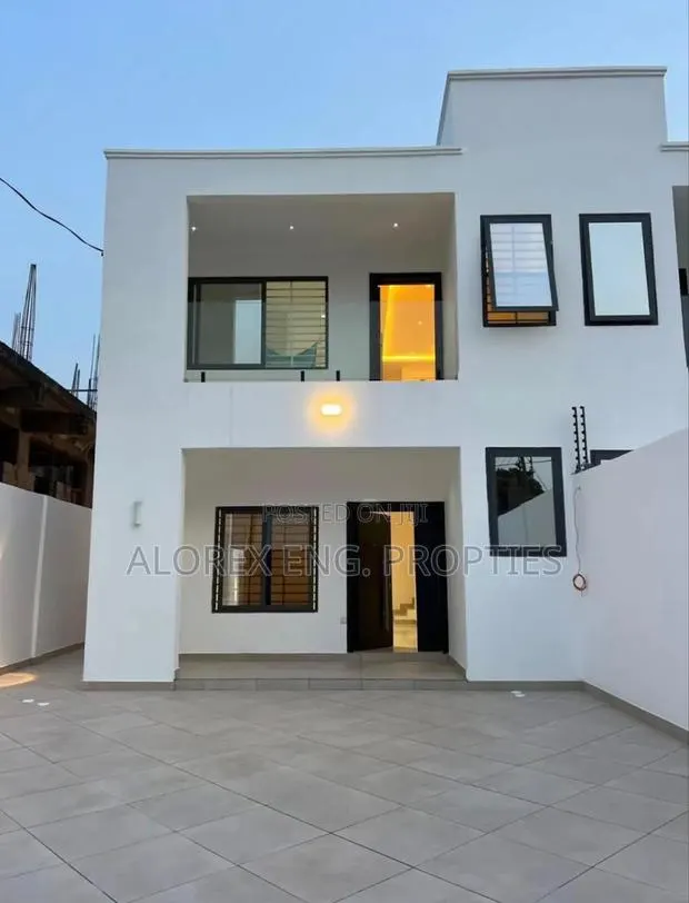 2bdrm House in Adjiringano $200,000, Ability for sale · Photo 1