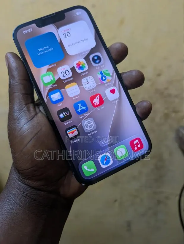 Apple iPhone 13 128 GB · Photo 1