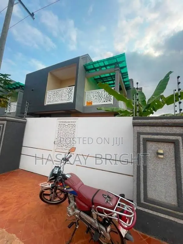 3bdrm House in Adenta for rent · Photo 1