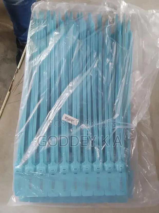 Flat Plastic Seals · Photo 1