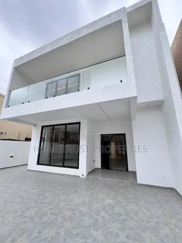 4bdrm Duplex in East Legon Hills, Boundary Road Area for sale · Photo 1