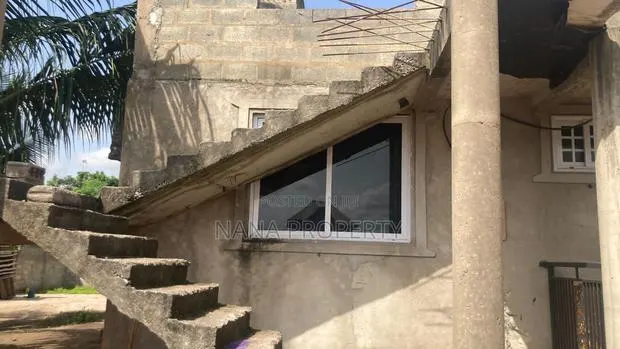 5bdrm House in Dodowa for sale · Photo 1