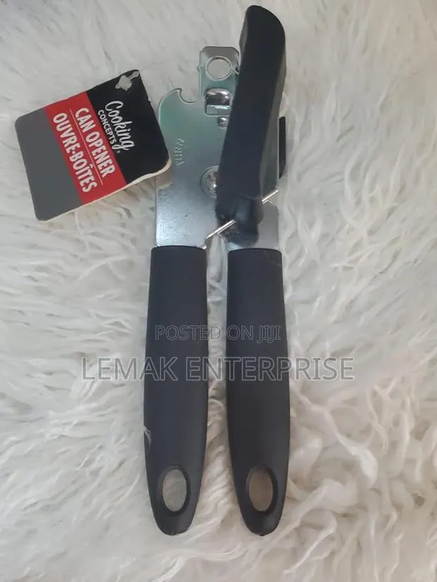Manual Cooking Concepts Black Plastic Grip Can Opener. · Photo 3