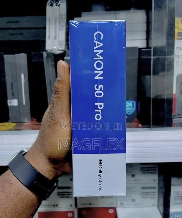 New Tecno Camon 50 Pro 256 GB Blue · Photo 1