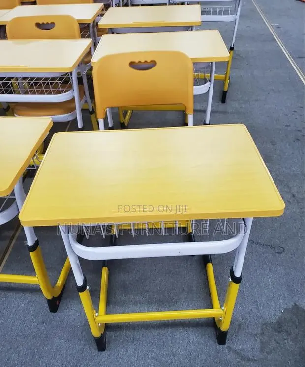 Kids Table/ Desks · Photo 1