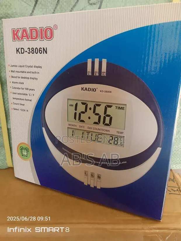 Kadio Digital Clock · Photo 1