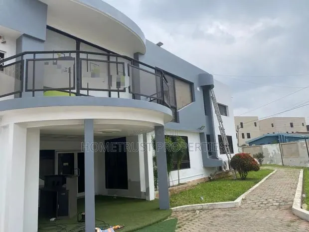 Office Space for Rent at Dzorwulu · Photo 1