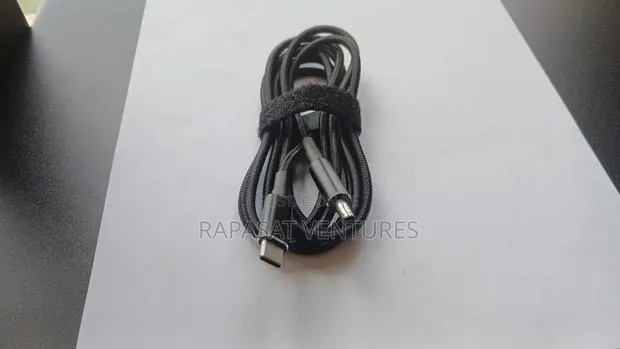 Dell Small Pin to Pd Laptop Charger · Photo 1