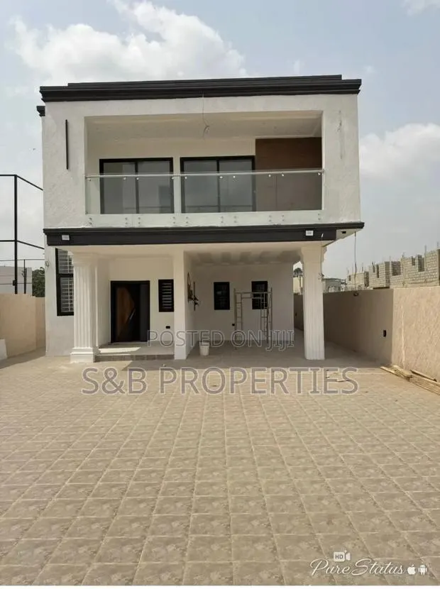 4bdrm House in Kwabenya for sale · Photo 1