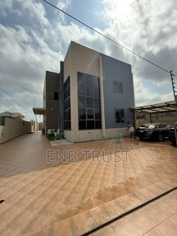 Furnished 4bdrm House in Pillar 2 for sale · Photo 1