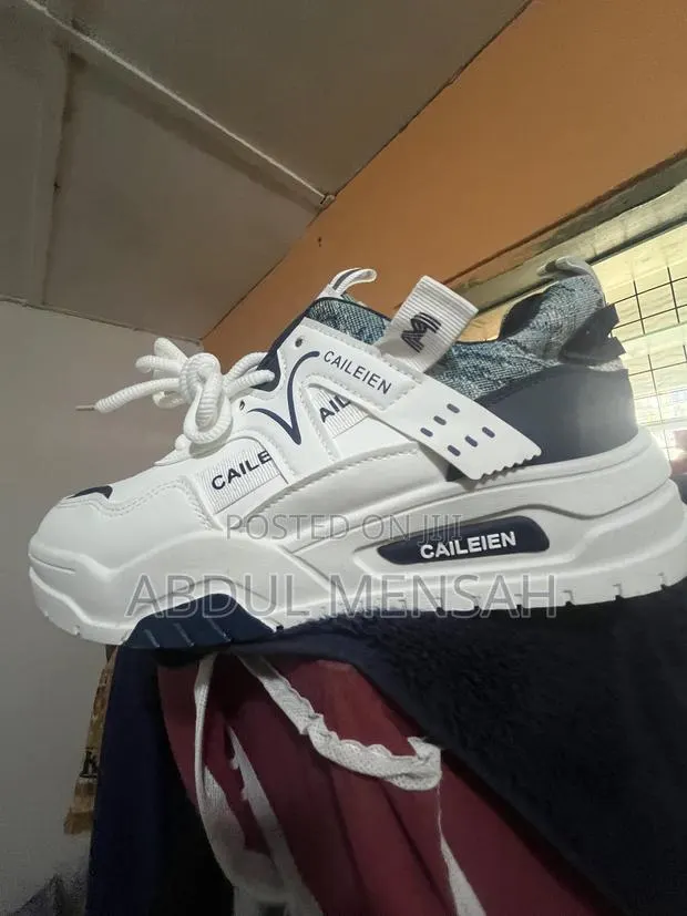 Caileien Sneaker · Photo 1